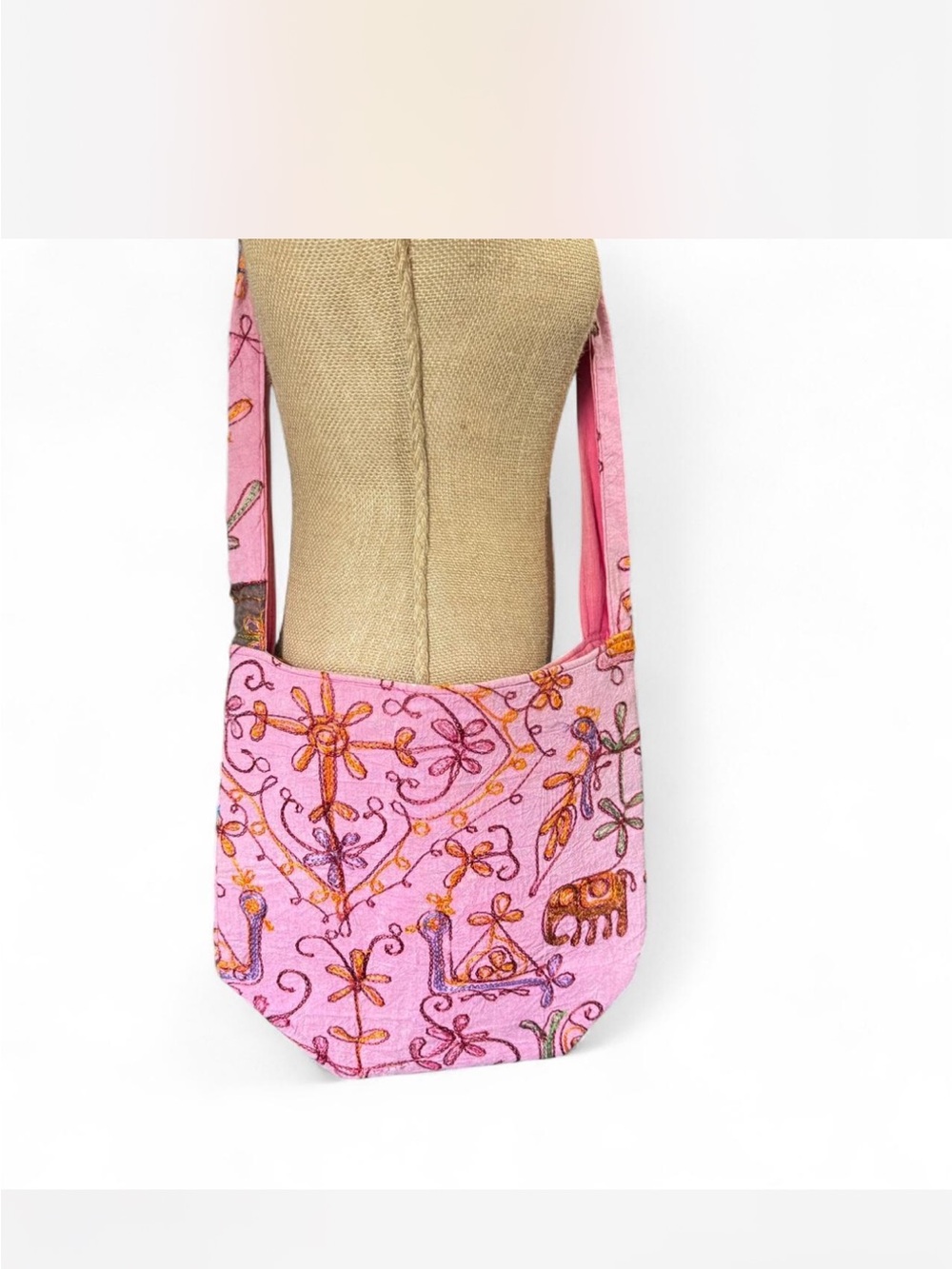 Embroidered Pink Crossbody Bag with Folk Motifs